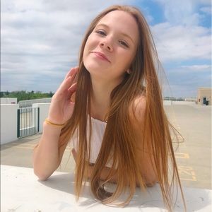 Meet your Posher, Eva